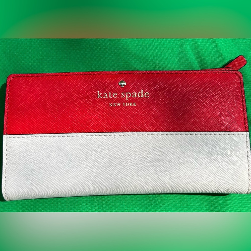 Kate Spade Staci Red & Cream Colorblock Slim Bifold Wallet